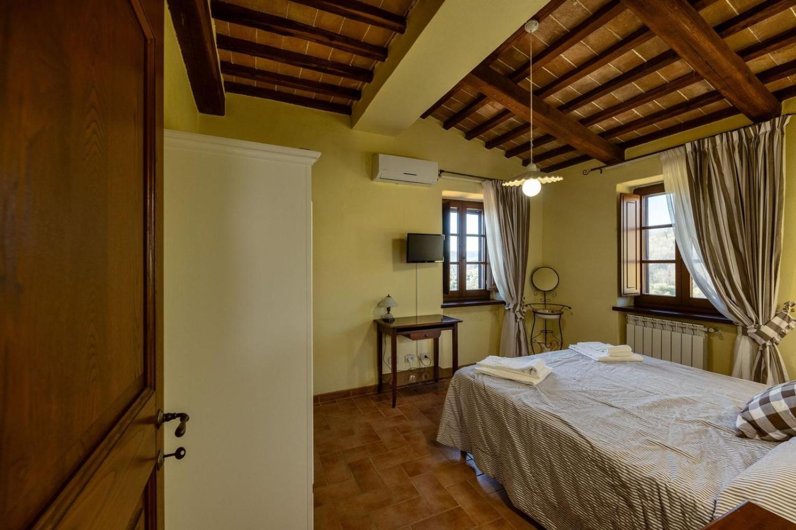 Agriturismo Fraschetta Монтальчино Экстерьер фото