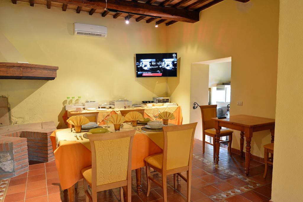Agriturismo Fraschetta Монтальчино Экстерьер фото